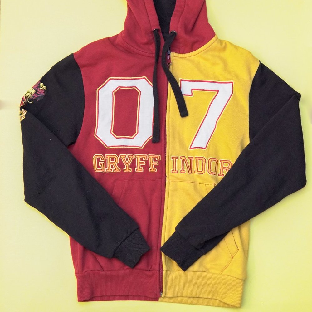 Harry Potter Gryffindor sweatshirt